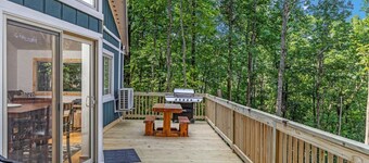 Forest Ridge Cabin - Hot Tub +Wi-Fi +National Park