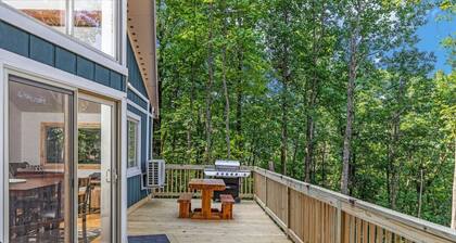Forest Ridge Cabin - Hot Tub +Wi-Fi +National Park