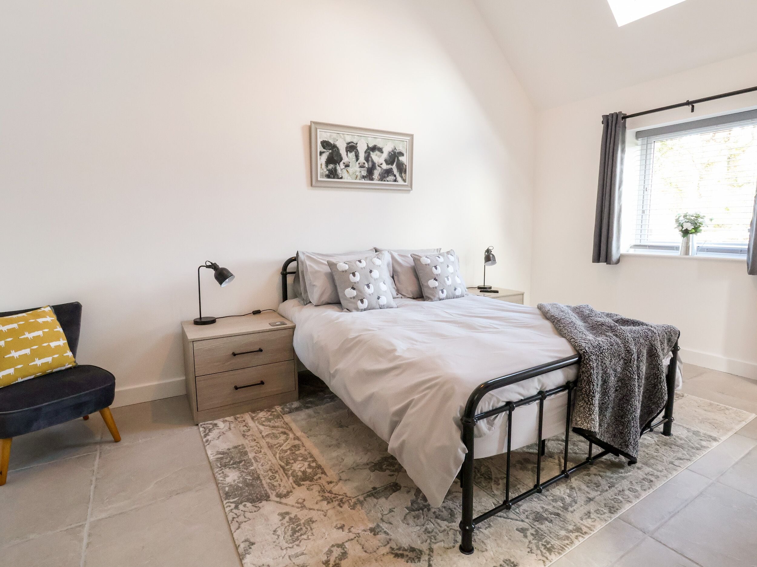 1 bedroom, individually decorated, individually furnished, free WiFi