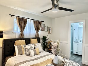 3 soverom, strykejern/-brett, reiseseng for barn og wi-fi