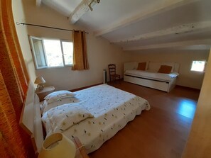 1 dormitorio, wifi gratis, ropa de cama