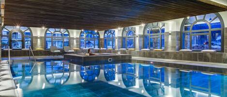 Piscine couverte, piscine chauffée