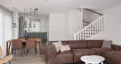 Villa by Lake Veere with Modern Amenities