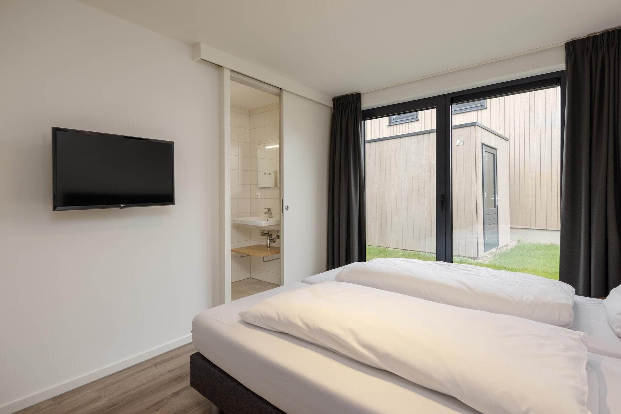 4 camere, Wi-Fi gratuito