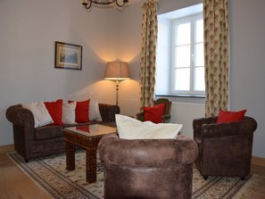 Tv, pejs, bordfodbold