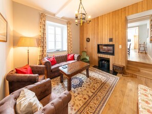 TV, fireplace, foosball - Charming Farmhouse in Ouffet for 7 (Ouffet)