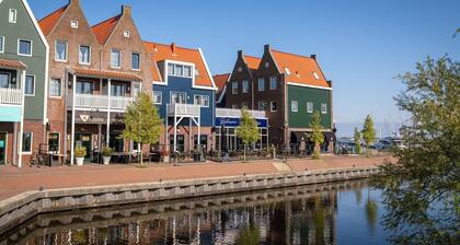 House in Volendam near Marina