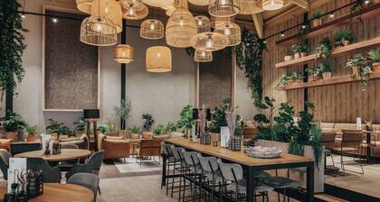 Dune Villa in Kijkduin with Sauna