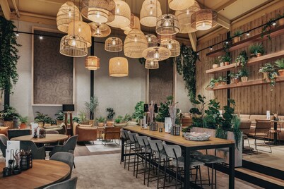 Dune Villa in Kijkduin with Sauna