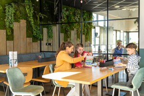 تناول الطعام