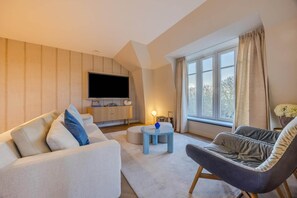 Smart-TV og stereoanlegg