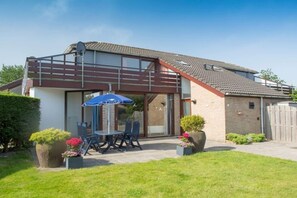 Exterior - Villa in Domburg near North Sea Beach (Domburg)