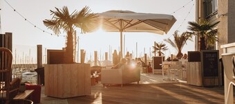 Villa in Zeeland with Sauna & Beach Access