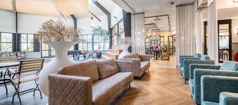 Villa in De Banjaard with Sauna