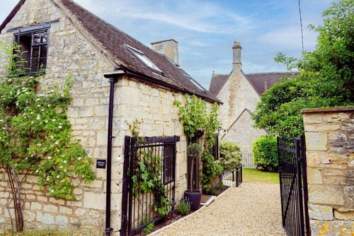 Mill House Cottage - Cosy Stay on The Cotswold Way