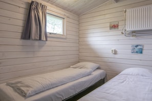 2 bedrooms