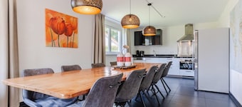Group Getaway in Arcen