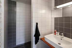 Shower - Chic Stay by the Heathlands (Ruinen)