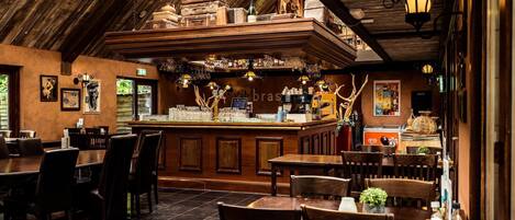 Bar (en la propiedad)