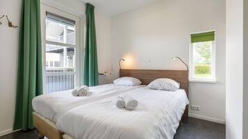 2 bedrooms, WiFi (free)