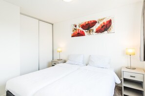 2 Schlafzimmer, Reisekinderbett, kostenloses WLAN