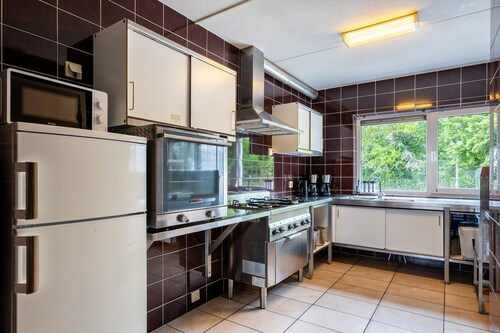 Large Pet-Friendly Lodg