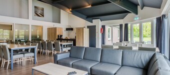 Bungalow familial massif