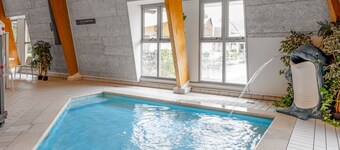 Cozy Chalet in Borger Woods