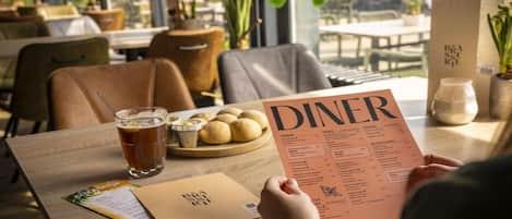Dineren