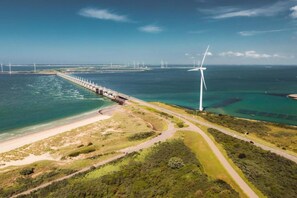 Tæt på stranden
