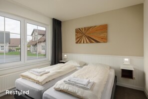 6 Schlafzimmer, Internetzugang