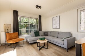 Smart TV - Chalet in De Peel near Forest (Vlierden)