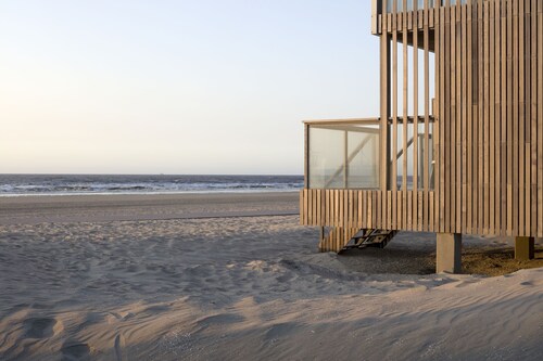 Beach House in Hoek van Holland with Sea Views