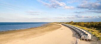 Villa near North Sea Beach in De Banjaard