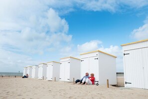Beach nearby - Tiny House in Zeeland near Nieuwvliet Beach (Nieuwvliet-Bad)