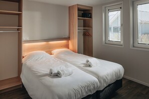 2 室のベッドルーム、WiFi (無料)
