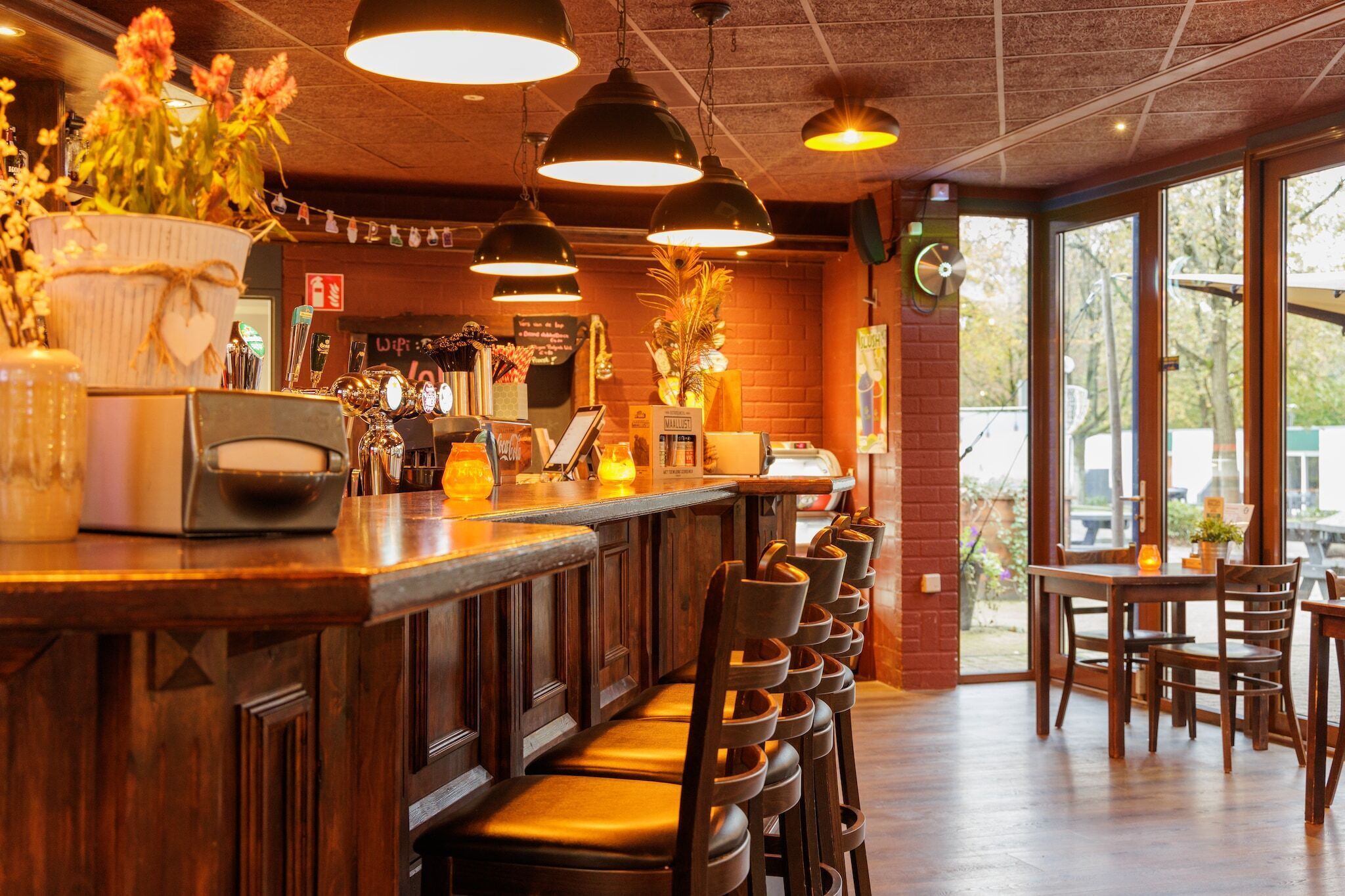 Bar (en el alojamiento)