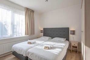 4 bedrooms, free WiFi