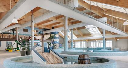 Lodge in Nieuwvliet Bad near the Beach
