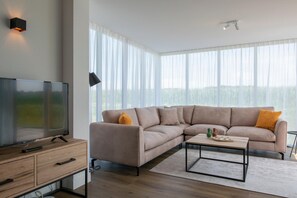 Living area - Thatched villa surrounded by nature (Someren)