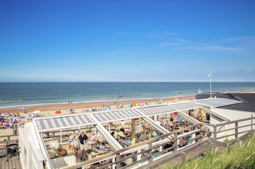 Bungalow bij stranden en natuurpaden