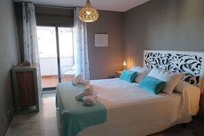 3 habitaciones, tabla de planchar con plancha y wifi gratis 