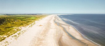 Thatched Villa Near the Beach