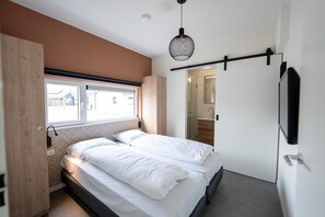 3 bedrooms, WiFi