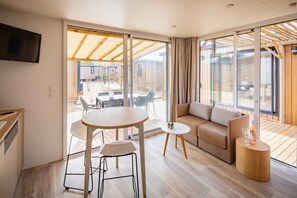 スマートテレビ、卓球台