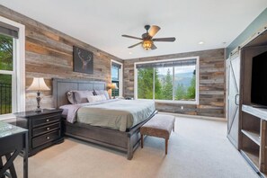 4 Schlafzimmer, Bügeleisen/Bügelbrett, WLAN, Bettwäsche