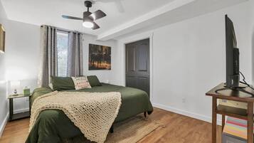 2 Schlafzimmer, Reisekinderbett, kostenloses WLAN, Bettwäsche