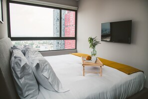 1 slaapkamer, een strijkplank/strijkijzer, gratis wifi, beddengoed