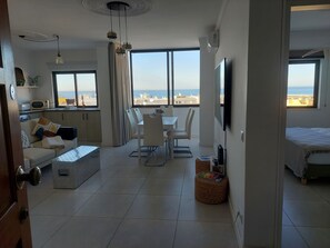 2 bedrooms, iron/ironing board, free WiFi, bed sheets - Holiday Apartment 'Lindo T2 Com Vista Mar' with Wi-Fi & Air Conditioning (Quarteira)