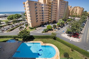 Pool - Apartment 'T2 Com Piscina Centro Vilamoura' with Sea View, Wi-Fi and Air Conditioning (Vilamoura)